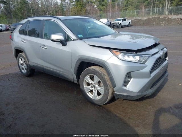 2020 TOYOTA RAV4 XLE - 1