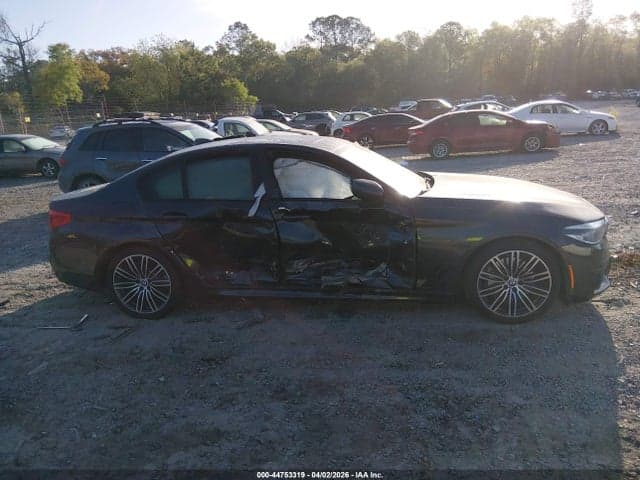 2019 BMW 530I 13