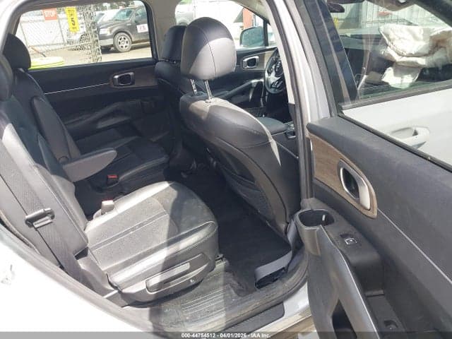 2022 KIA SORENTO EX 8