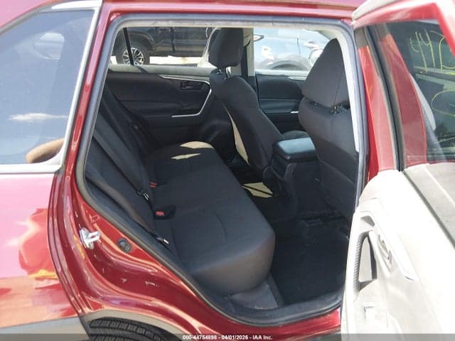 2021 TOYOTA RAV4 LE 8