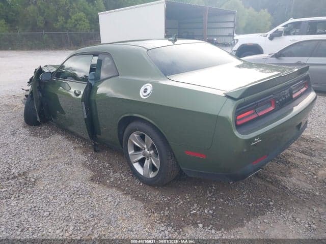 2021 DODGE CHALLENGER SXT 3
