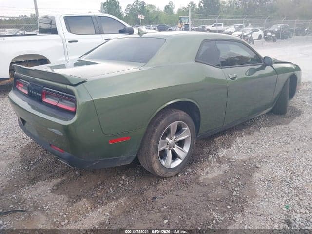 2021 DODGE CHALLENGER SXT 4