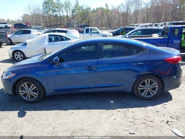 2017 HYUNDAI ELANTRA SE 14