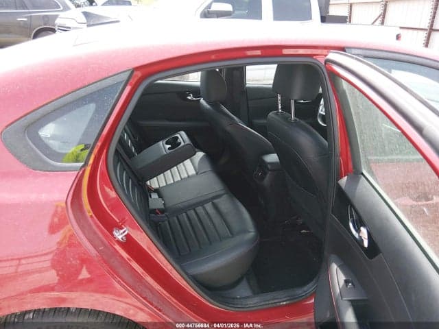2023 KIA FORTE GT 8