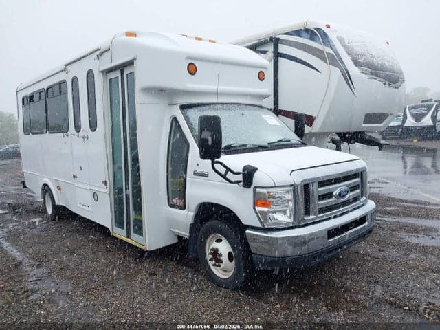 2017 FORD E-450 CUTAWAY - 1