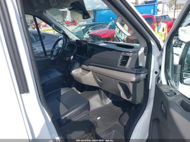2026 FORD TRANSIT-250 5
