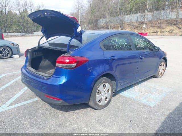 2017 KIA FORTE LX 4