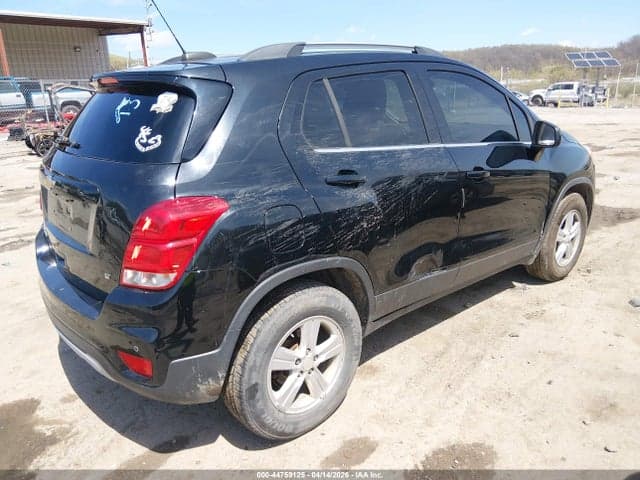 2017 CHEVROLET TRAX LT 4
