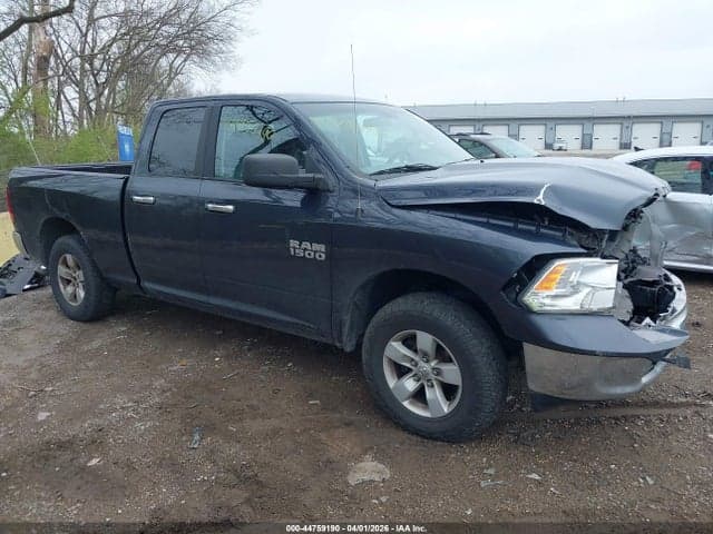 2017 RAM 1500 SLT 4X4 6'4 BOX 1