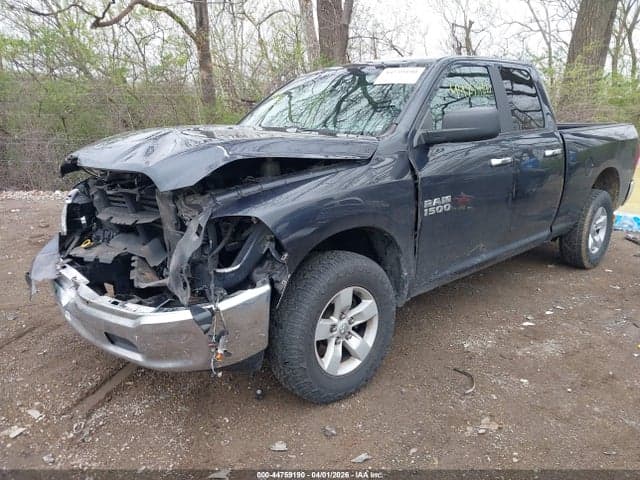 2017 RAM 1500 SLT 4X4 6'4 BOX 2