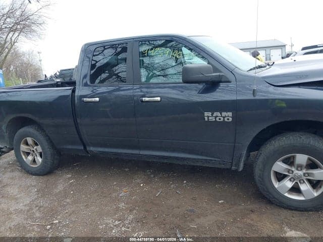 2017 RAM 1500 SLT 4X4 6'4 BOX 13