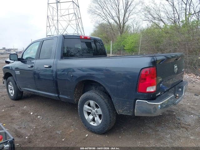 2017 RAM 1500 SLT 4X4 6'4 BOX 3
