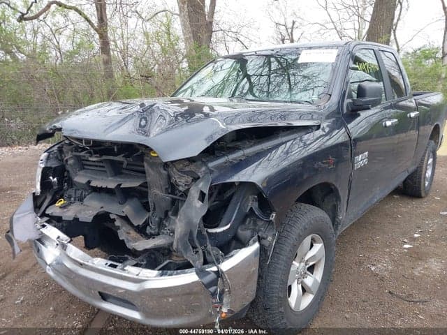 2017 RAM 1500 SLT 4X4 6'4 BOX 6