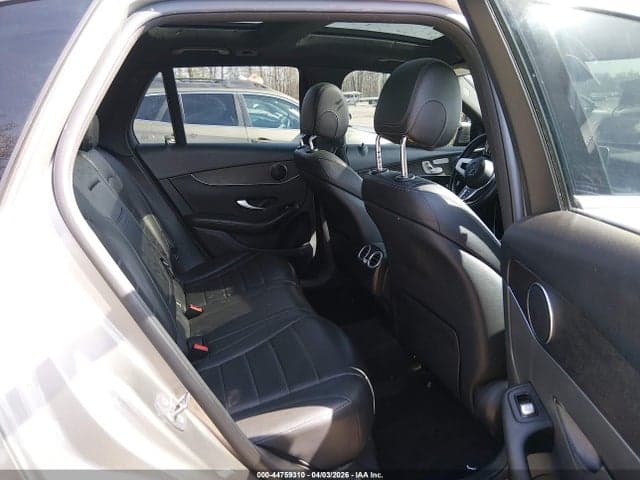 2020 MERCEDES-BENZ GLC 300 4MATIC 8