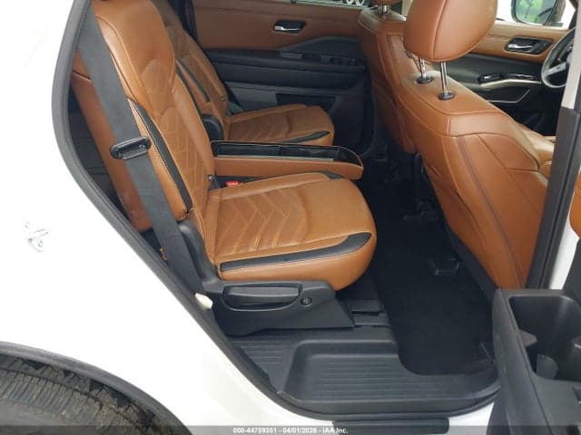 2023 NISSAN PATHFINDER PLATINUM 4WD 8