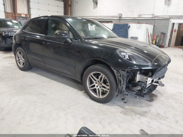 2019 PORSCHE MACAN