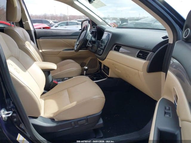 2019 MITSUBISHI OUTLANDER GT 5