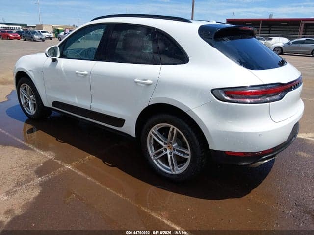 2021 PORSCHE MACAN 3