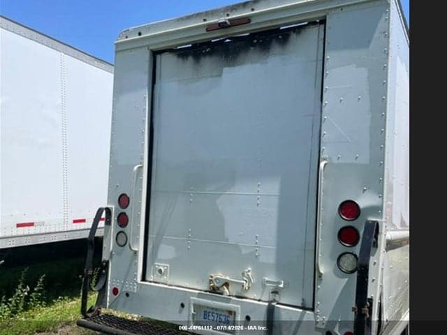 2020 FREIGHTLINER MT45G 4