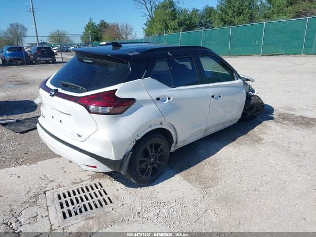 2024 NISSAN KICKS SR XTRONIC CVT 4