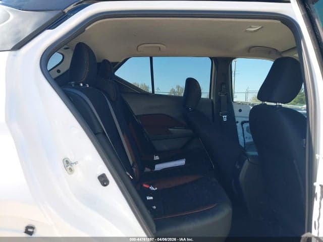 2024 NISSAN KICKS SR XTRONIC CVT 8