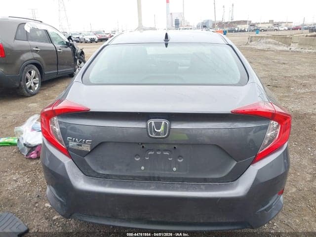 2017 HONDA CIVIC EX 16