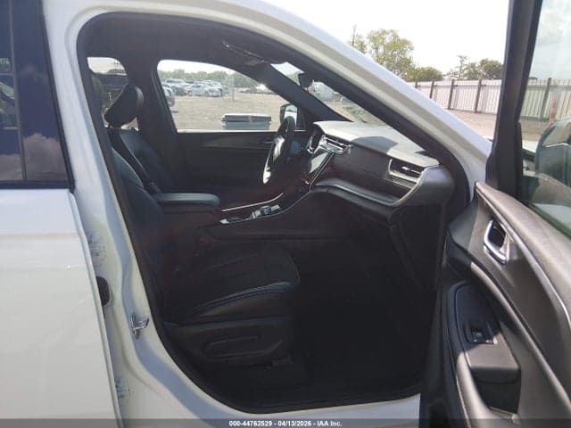 2025 JEEP GRAND CHEROKEE ALTITUDE X 4X2 6