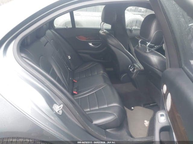 2019 MERCEDES-BENZ C 300 4MATIC 8