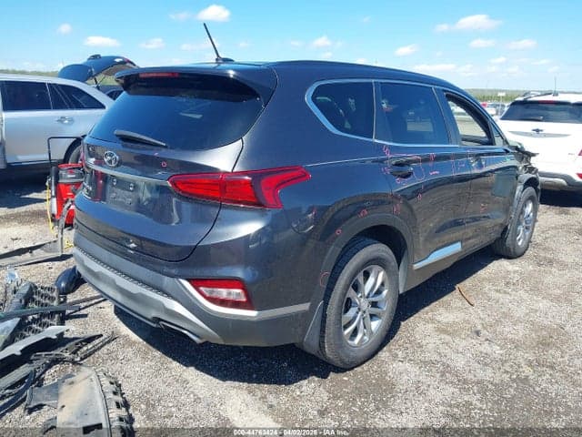 2020 HYUNDAI SANTA FE SE 4