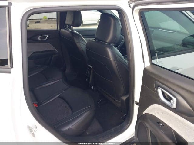 2024 JEEP COMPASS LATITUDE 4X4 8