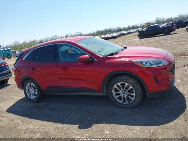 2020 FORD ESCAPE SE 13