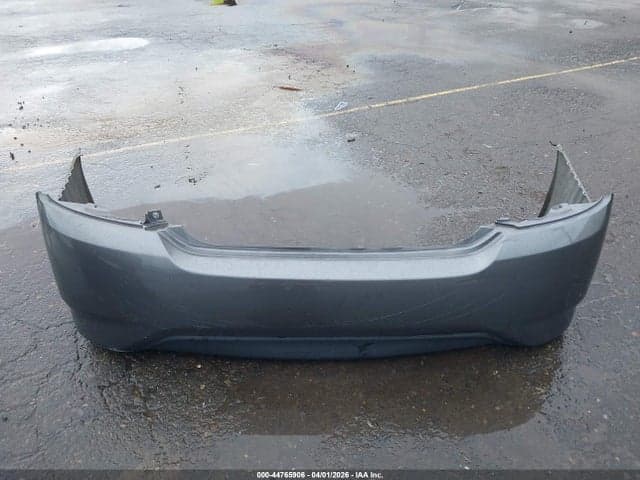 2018 NISSAN VERSA 1.6 SV 12