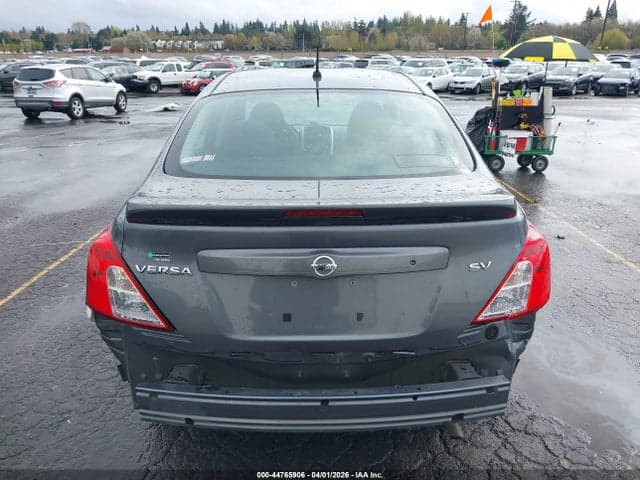 2018 NISSAN VERSA 1.6 SV 17