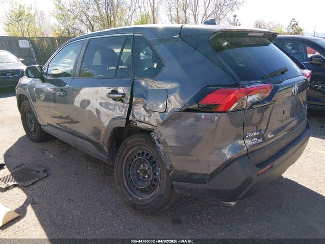 2023 TOYOTA RAV4 LE 3
