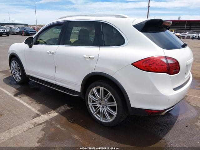2012 PORSCHE CAYENNE S 3