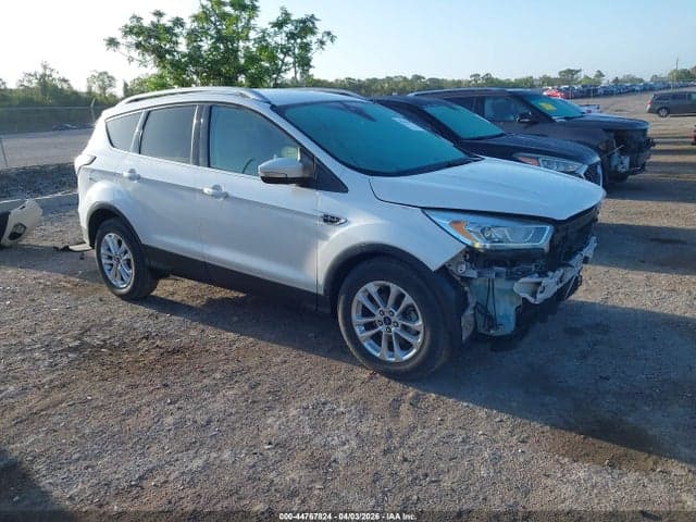 2017 FORD ESCAPE TITANIUM 1