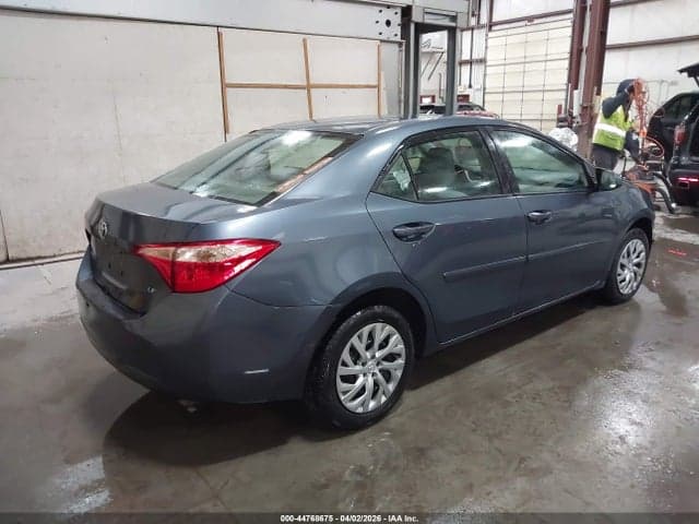 2017 TOYOTA COROLLA LE 4