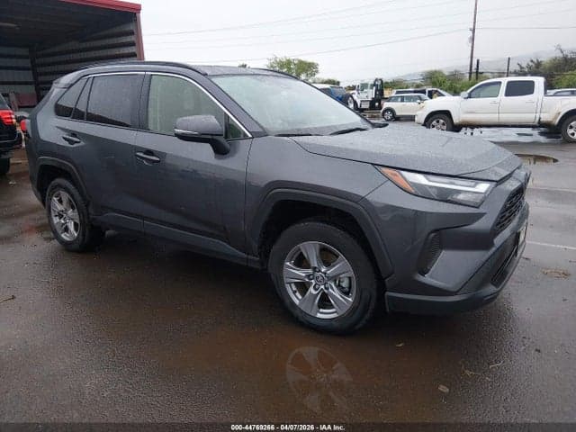 2025 TOYOTA RAV4 XLE