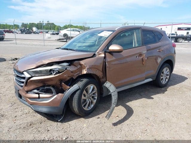 2017 HYUNDAI TUCSON SE 2