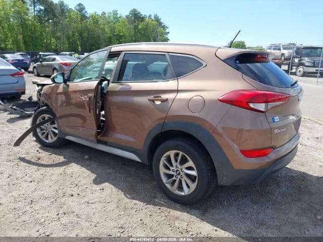 2017 HYUNDAI TUCSON SE 3