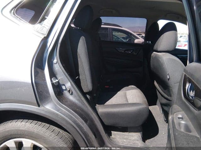 2018 NISSAN ROGUE S 8