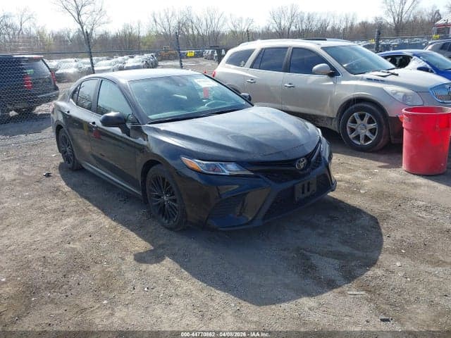 2020 TOYOTA CAMRY SE NIGHTSHADE EDITION