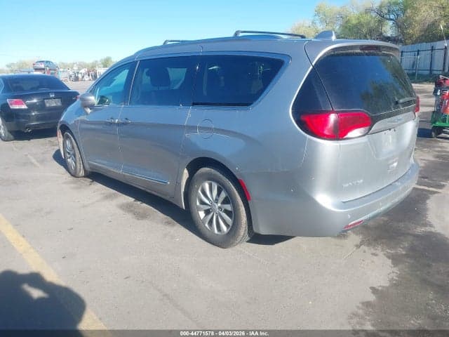 2018 CHRYSLER PACIFICA TOURING L 3