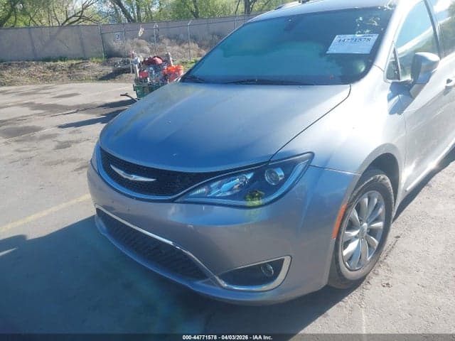 2018 CHRYSLER PACIFICA TOURING L 6