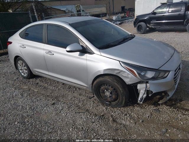 2020 HYUNDAI ACCENT SE 1