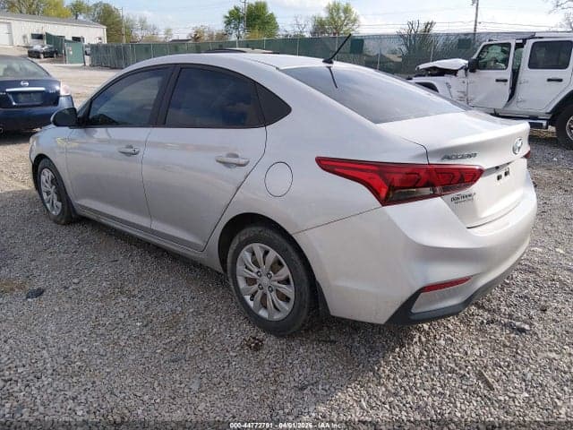 2020 HYUNDAI ACCENT SE 3