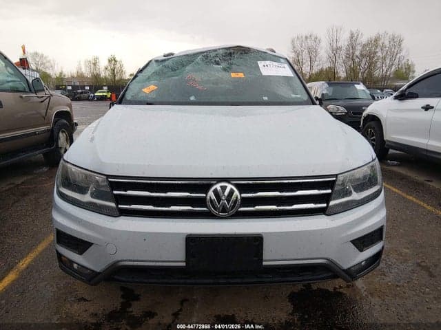 2018 VOLKSWAGEN TIGUAN 2.0T SE/2.0T SEL 11