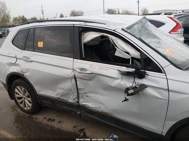 2018 VOLKSWAGEN TIGUAN 2.0T SE/2.0T SEL 6