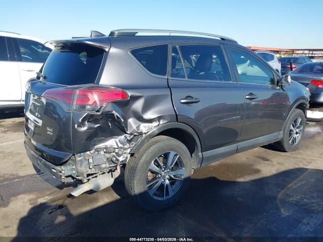 2018 TOYOTA RAV4 XLE 5