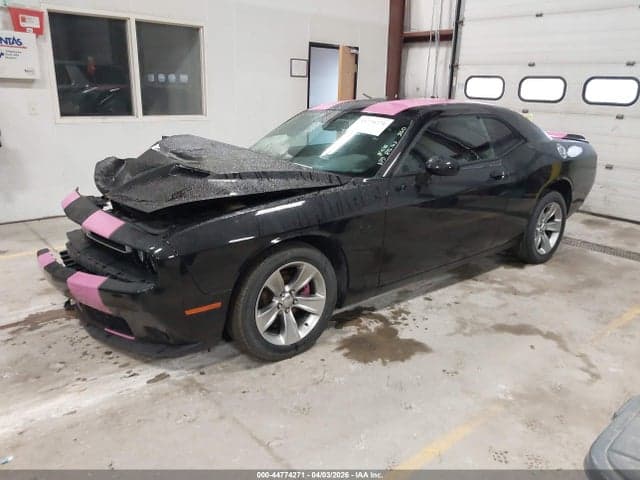 2020 DODGE CHALLENGER SXT 2